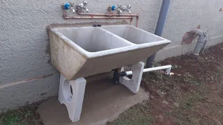 Plumbing And Renovations 0764568437