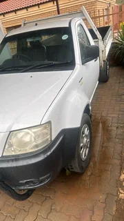 Tata bakkie