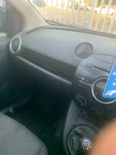 Mazda 2 breaking for spares