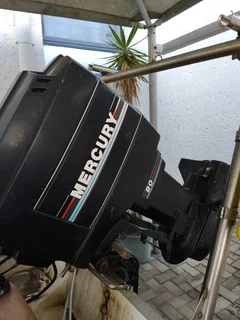 Rubber duck met 90 Mercury enjin