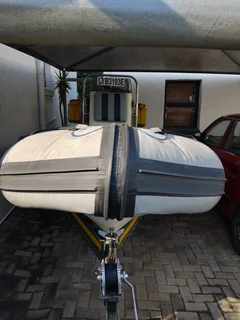 Rubber duck met 90 Mercury enjin