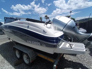 Odyssey 650 with 250HP Honda VTEC Four Stroke