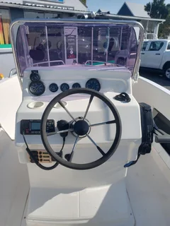 17FT Odyssey CC with 90HP Honda Four Stroke