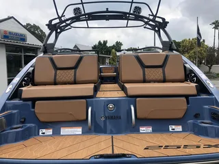 255XD WakeSeries Yamaha Jet Boat
