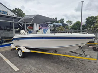 17FT Baymaster Center Console with 150HP Evinrude Etec