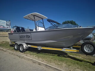 Fusion 21 with 2 x 140HP Suzuki Four Stroke
