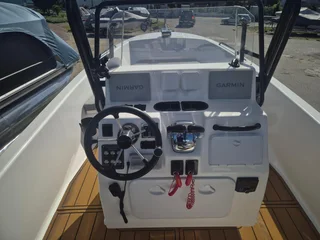Fusion 21 with 2 x 140HP Suzuki Four Stroke