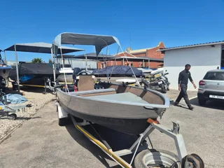 Aluminium 4m (Tinnie) with 40HP Yamaha 2 Stroke