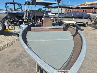 Aluminium 4m (Tinnie) with 40HP Yamaha 2 Stroke