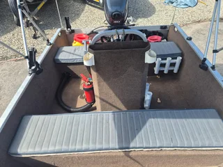 Aluminium 4m (Tinnie) with 40HP Yamaha 2 Stroke