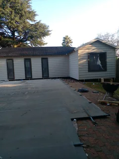 Log cabins and Nutec houses for sale