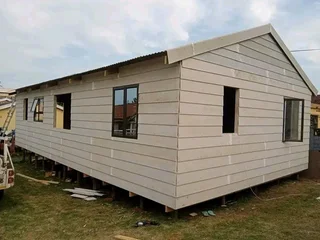 Log cabins and Nutec houses for sale