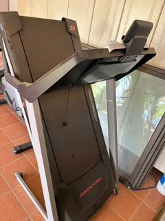 Pro Form 305CST treadmill