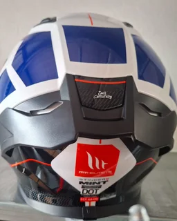 M.T  HELMETS