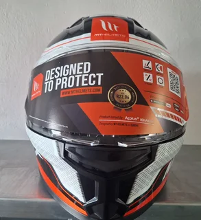 M.T  HELMETS