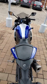 Yamaha R-3