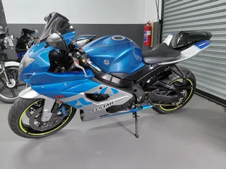 Suzuki **GSX-R 1000**