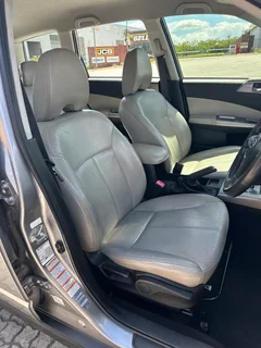 2010 Subaru Forester 2.5XS