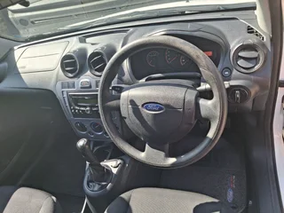 2015 Ford Figo Hatchback