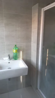 Bachelor - Ad posted by Thembeka Ndzube