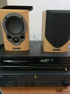 NAD 304 Stereo Integrated Amplifier (perfect working order) R2000 (Items priced separately)