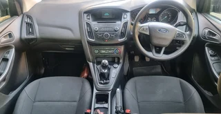 Ford focus 1.0 ecoboost 2015