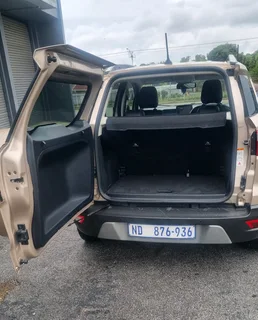 Ford ecosport 2018 with service history