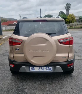 Ford ecosport 2018 with service history