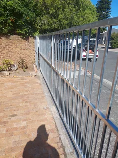 Welding  sliding gates garage doors gate motor Electric fence