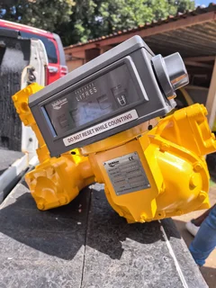 LC displacement meters