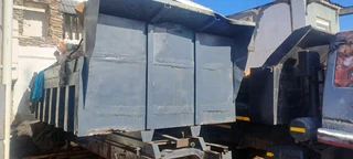 6m tipper bin and hoist and pump