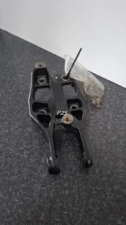 N18 MINI Engine Mount, (Swing Support Bracket) 22119812036 (USED)