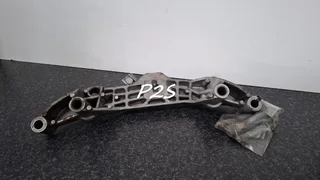 N18 MINI Engine Support Bracket, Passenger Side, 22116772032 (USED)