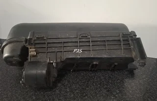 N18 MINI Intake Muffler, 13717607777 (USED)