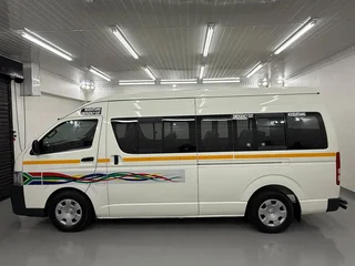 2023 Toyota Quantum 2.5 D-4D Sesfikile 16-Seater Bus