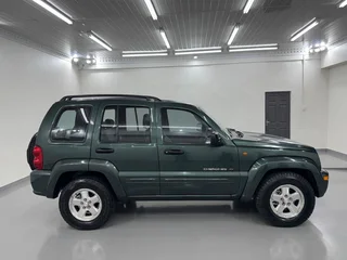 2003 Jeep Cherokee 3.7 Limited Auto 4x4