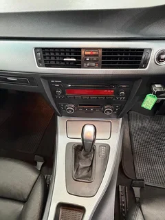 2010 BMW 325i Exclusive Auto