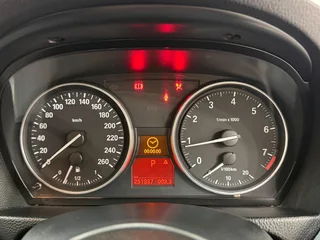 2010 BMW 325i Exclusive Auto