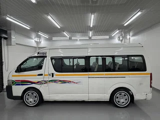 2019 Toyota Quantum Hiace 2.7 Sesfikile