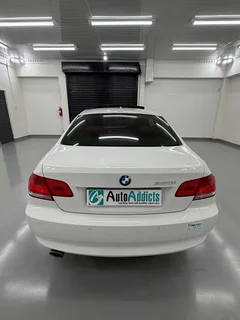 2009 BMW 320i Coupe Auto