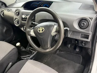 2014 Toyota Etios 1.5 Xs Sedan