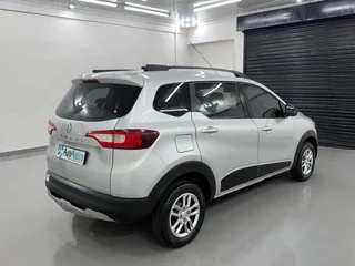 2024 Renault Triber 1.0 Dynamique