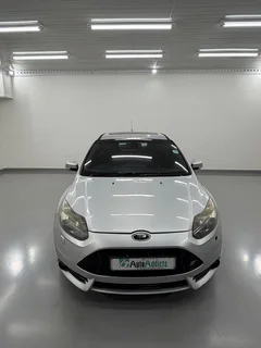 2014 Ford Focus 2.0 GTDI ST3