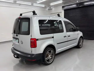 2016 Volkswagen Caddy CrewBus 1.6i SWB