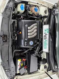 2003 Volkswagen Golf 2.0 Highline