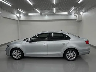 2015 Volkswagen Jetta 6 GP 1.4 TSI Comfortline