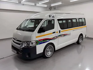 2023 Toyota Quantum 2.5 D-4D Sesfikile 16-Seater Bus