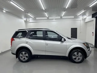 2012 Mahindra XUV500 W8 4x2