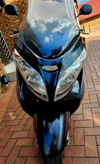 SUZUKI BURGMAN 650CC