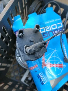 2e Toyota parts... gearbox 5spd.. distributor and doors manny more